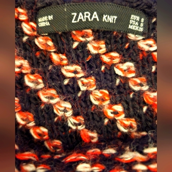 Zara Knit Sweater - Picture 5 of 5